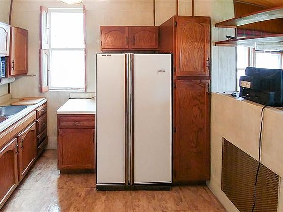 5th image of 3928 N Oak Park Ave