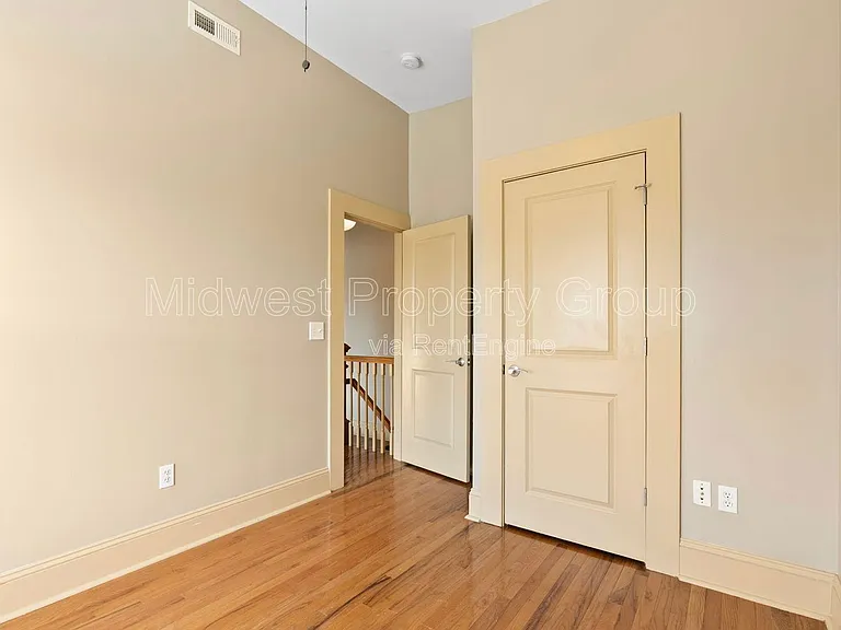 Chouteau Lofts — Photo 8