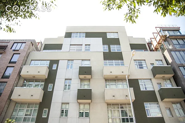 Sold by Compass | media 18