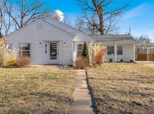 818 Randolph Pl, Elsberry, MO 63343