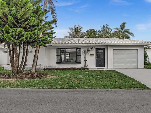 4th image of 6812 NW 74th Place