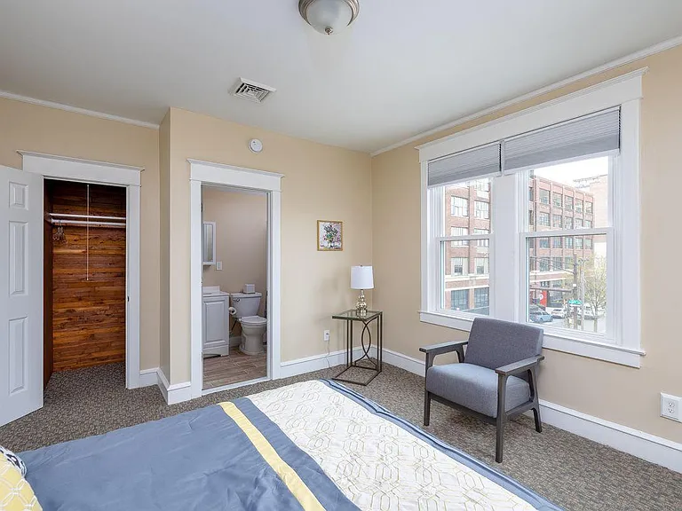 1131 Callowhill St #A — Photo 8