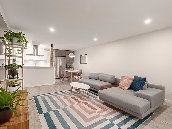 2nd image of 1422 E 3rd Ave #110