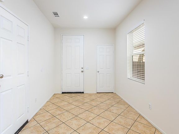 3rd image of 15125 Bluffside Ln