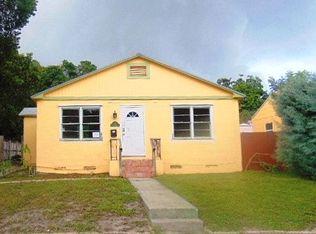 829 Nathan Hale Rd, West Palm Beach, FL 33405