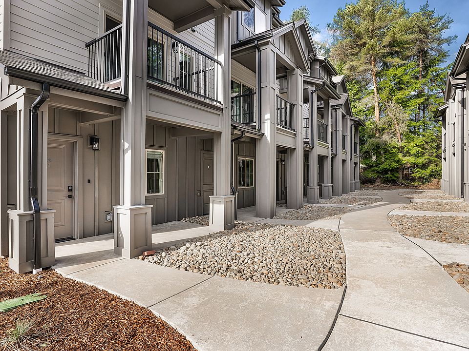 3x2A Exterior Entry