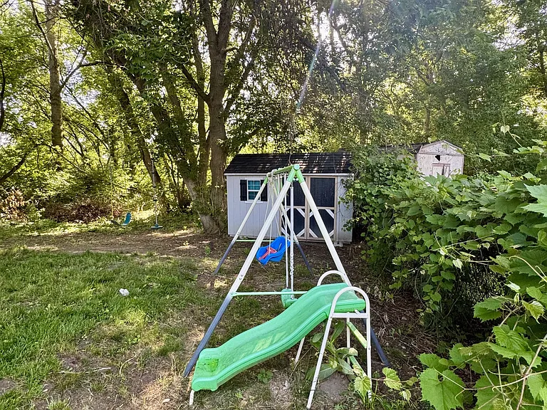 19 Briardale Blvd — Photo 8