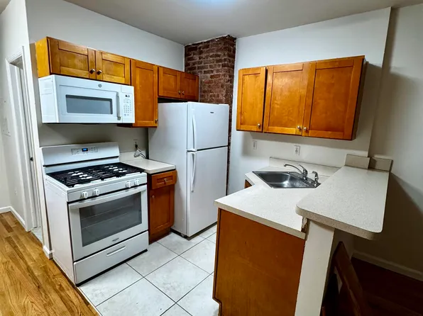 722 Ocean Avenue image 5 of 26