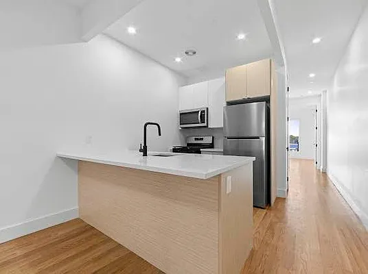 Rented by ERNY LLC | media 1