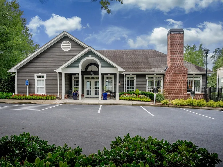 Peachtree Landing — Photo 4