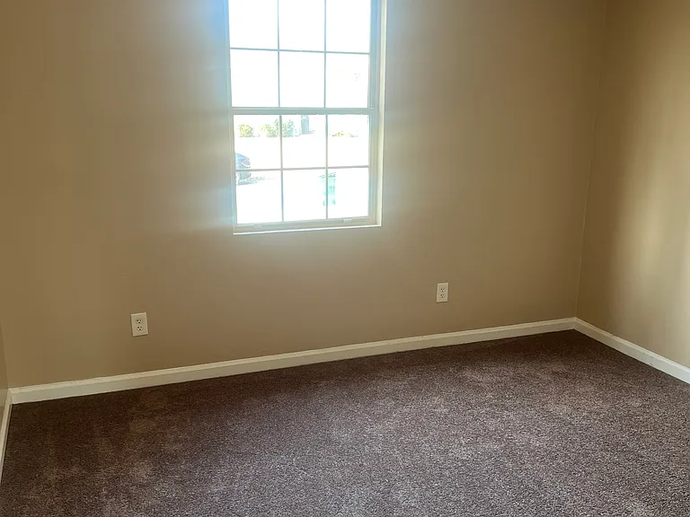5355 Greenhedge Trl — Photo 14