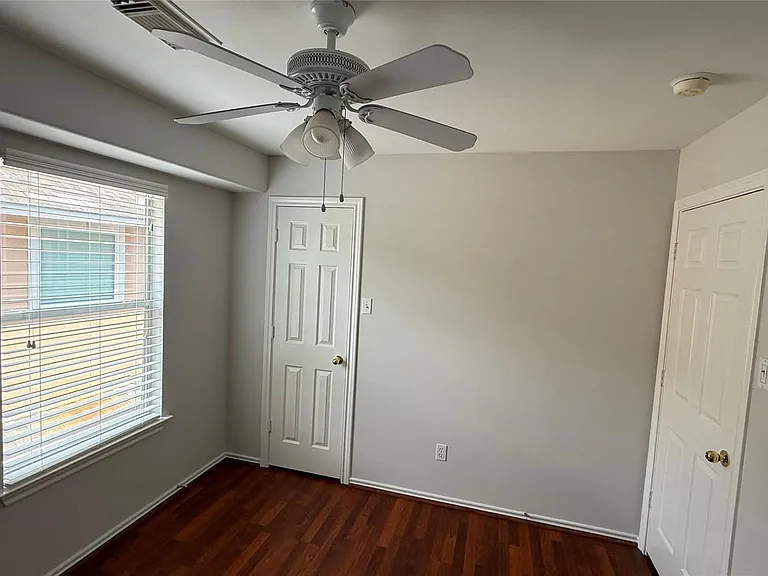 35 Ledgestone Pl — Photo 28