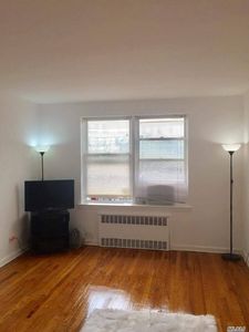 105-24 64th Rd, Forest Hills, NY, 11375