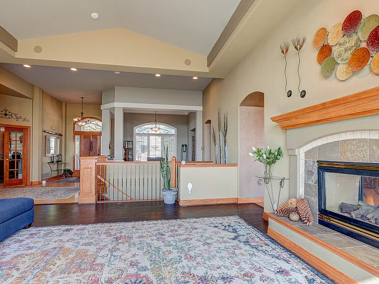 16175 Sandstone Dr — Photo 12