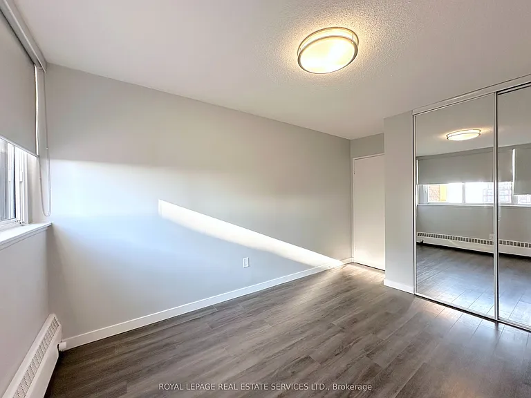 2575 Danforth Ave #2109 — Photo 9