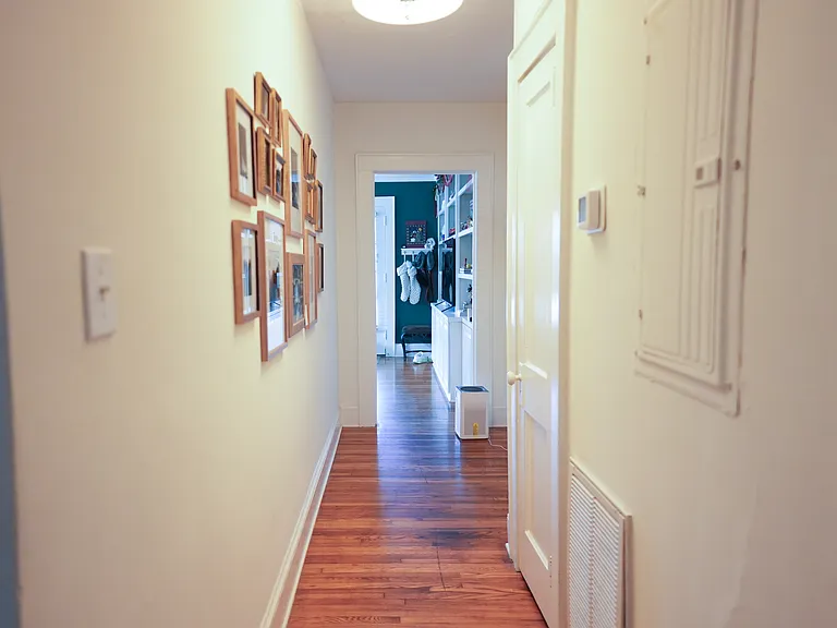 118 N Laurel Ave #2 — Photo 9