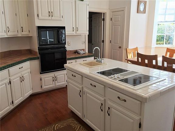2nd image of 10214 Chiltern Garden Dr