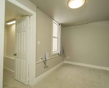 3 bed, 1.5 bath, 950 sqft, $2,500 — Photo 3
