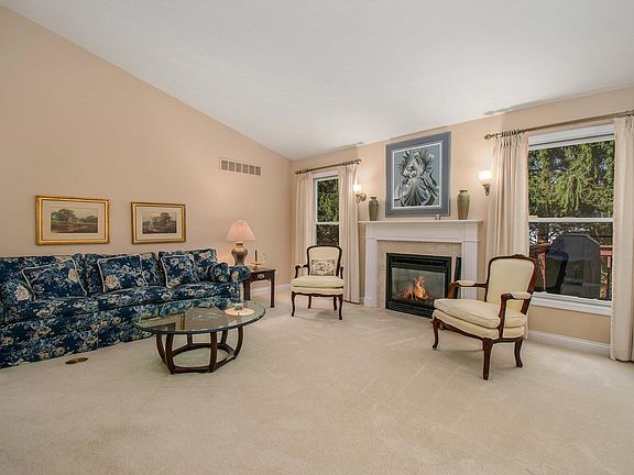 5th image of 50249 Linnwood Dr