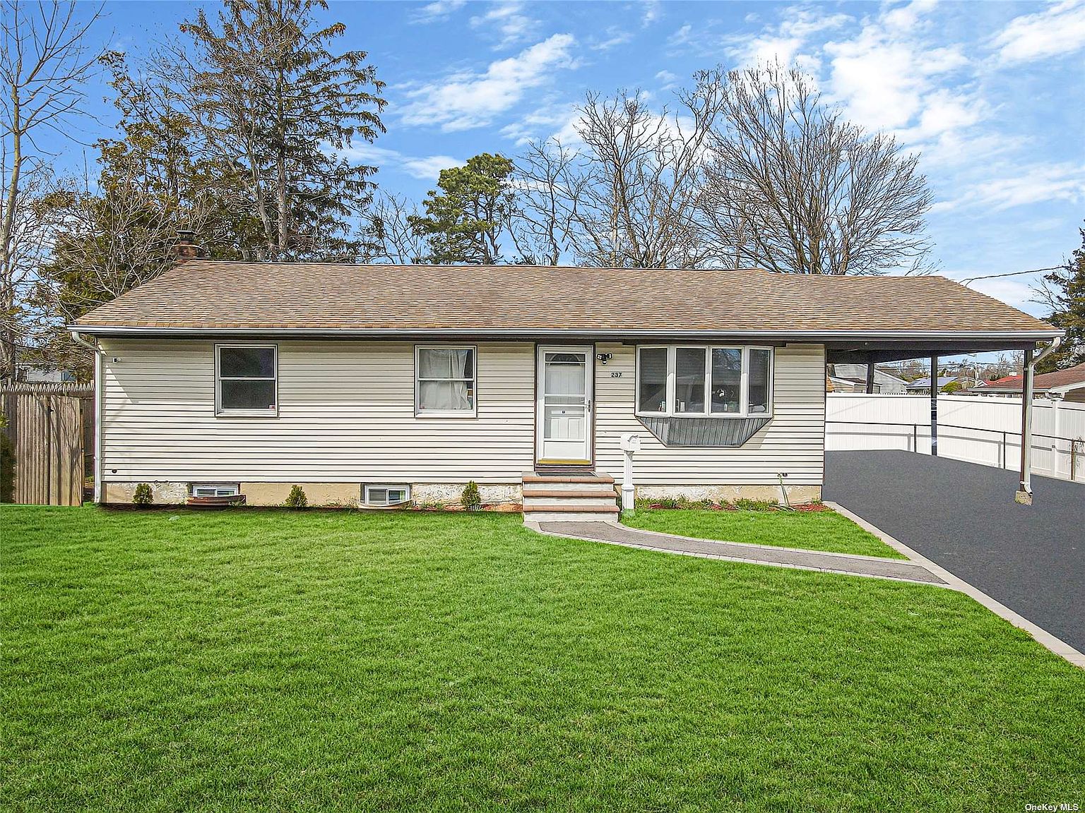 237 Newman Street, Brentwood, NY 11717 Zillow