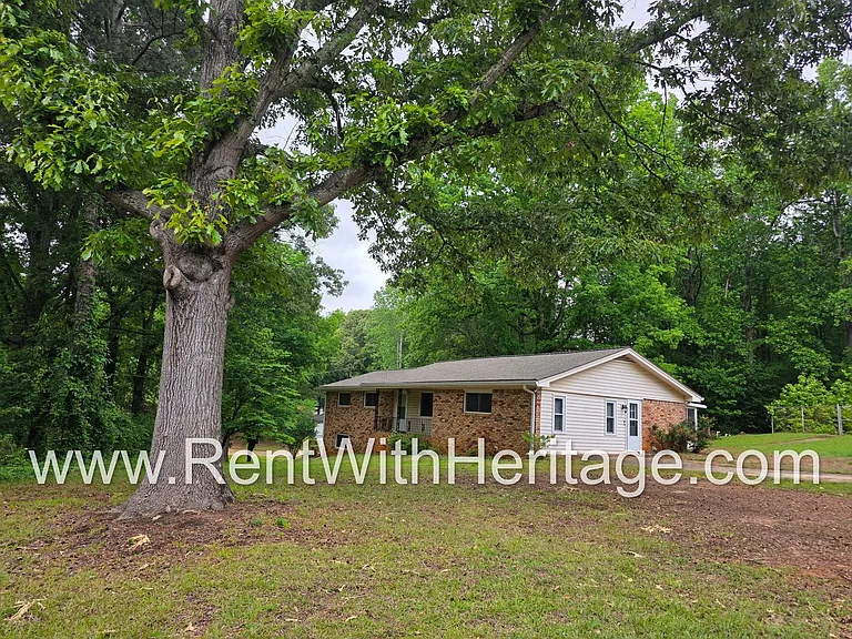 6190 Knights Ln — Photo 5