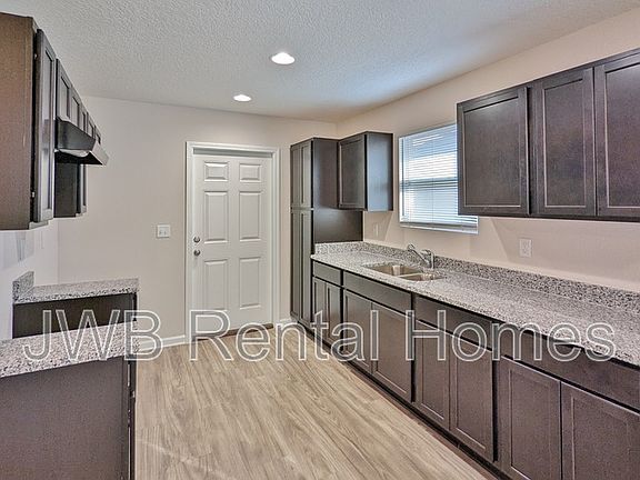 2nd image of 1709 W 12th St