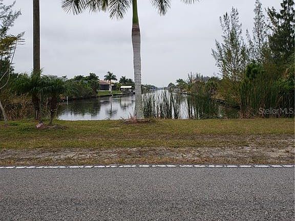 2nd image of 15410 Aqua Cir