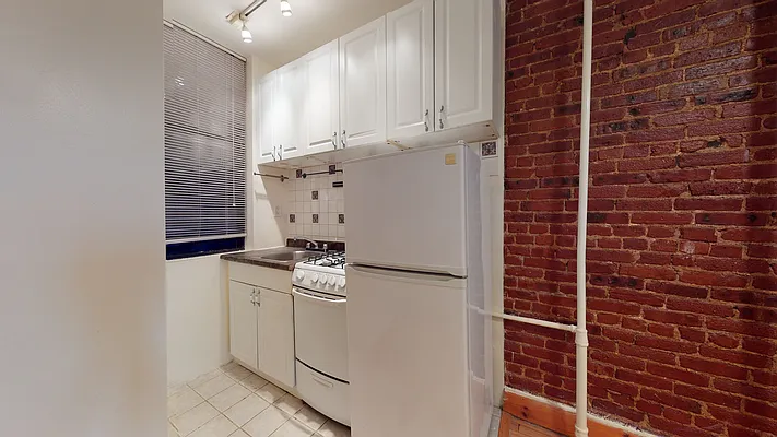 Rented by Compass | media 6