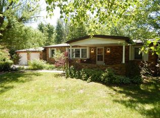 8000 SE 32nd Rd, Saint Joseph, MO 64507