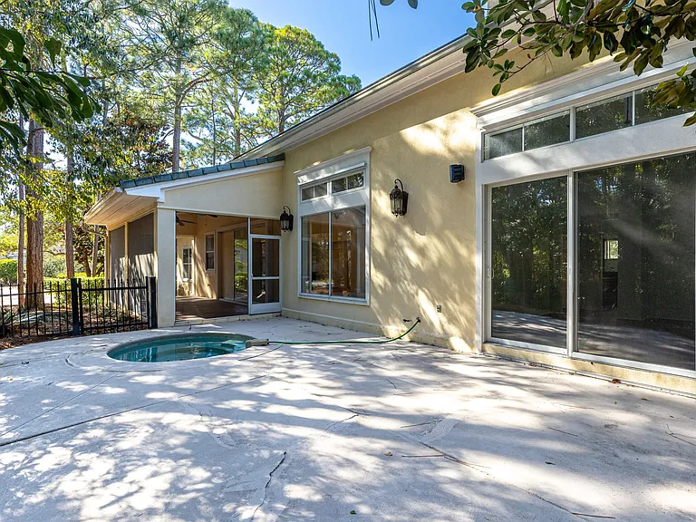 2928 Pine Valley Dr — Photo 18