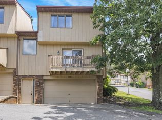 1230 Van Voorhis Rd APT E8, Morgantown, WV 26505