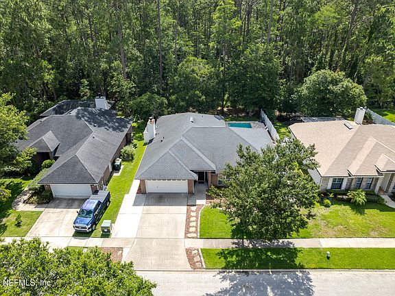 3rd image of 4521 DEEP RIVER Way E