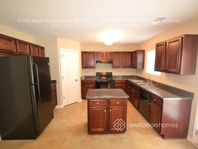 4804 Spinepoint Way — Photo 3