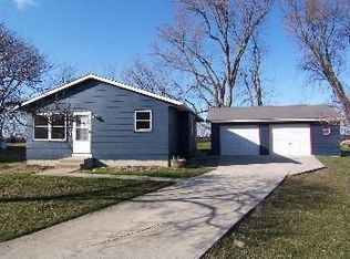 1453 W 6th St, Nevada, IA 50201