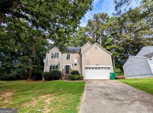 946 Shadow Ridge Trl, Lithonia, GA 30058