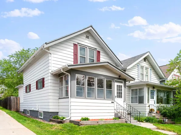 1309 E 9th St, Duluth, MN 55805