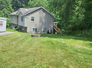 28 Jorge Lane, Wallkill, NY 12589