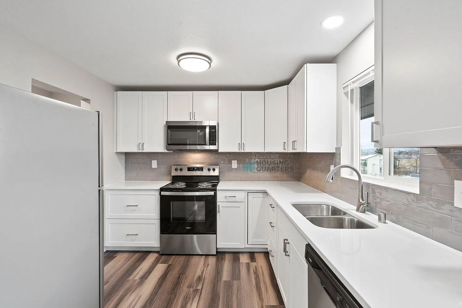 2 bed, 850 sqft, $1,150 — Photo 2