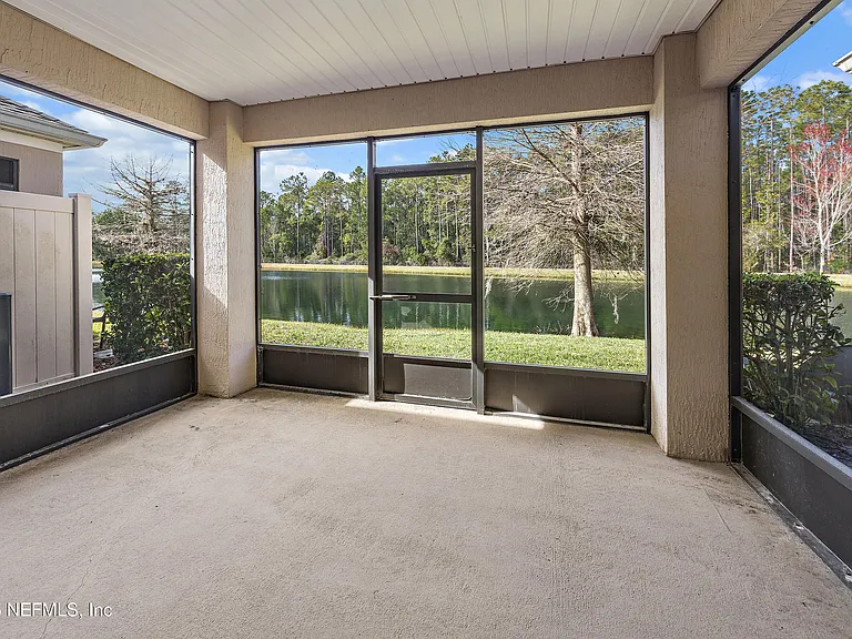 5973 Pavilion Dr — Photo 25