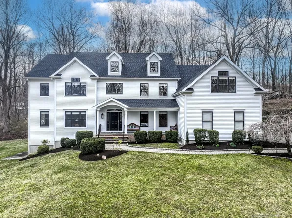 24 Crosby Court, Ridgefield, CT 06877