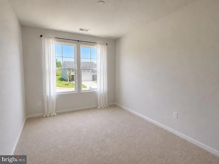 33 Apollo Rd — Photo 13