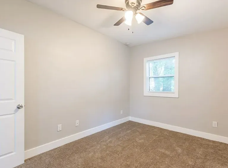 41 Clairview Dr — Photo 6