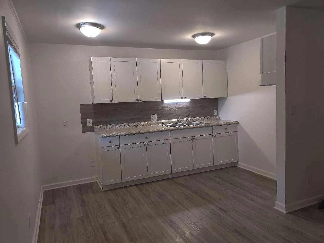 1 bed, 550 sqft, $695 — Photo 2