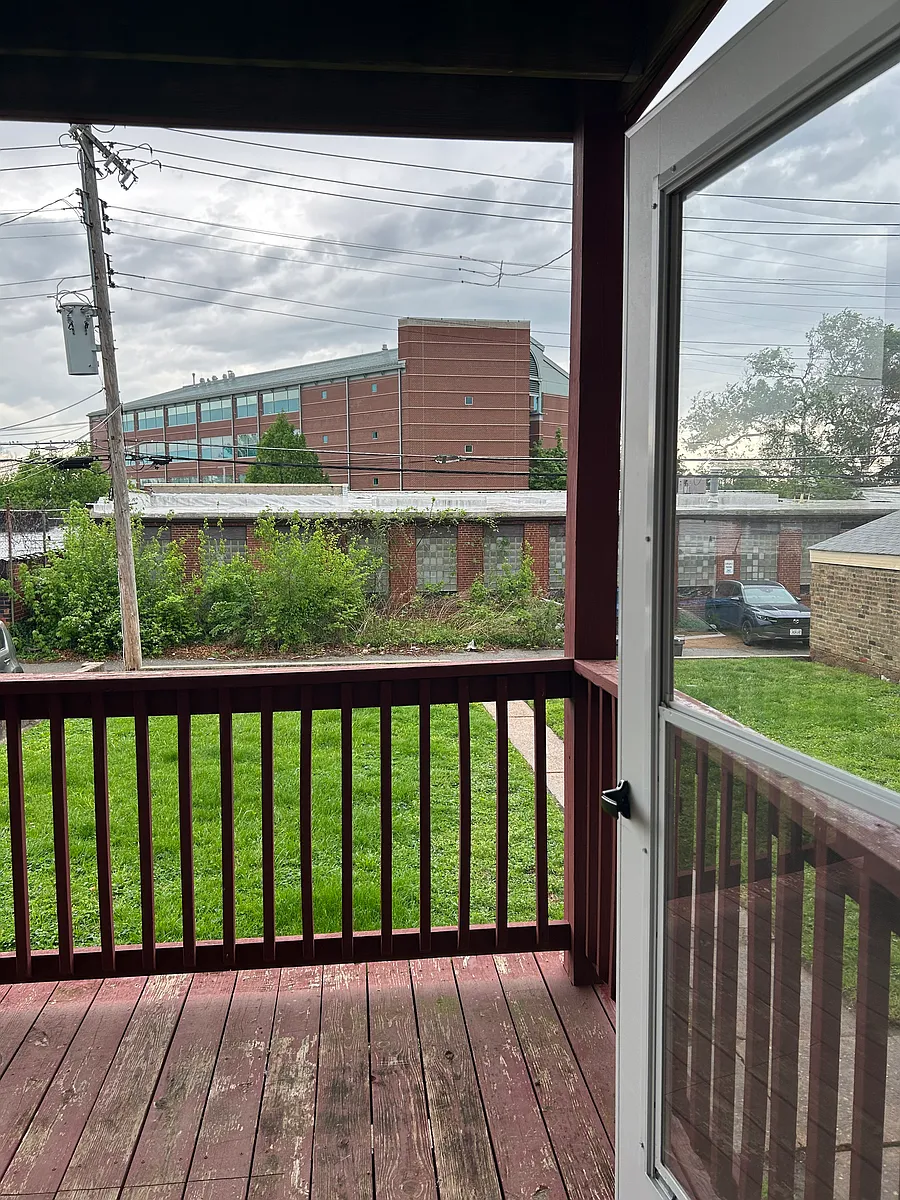 Building Photo - 1911 Maury Ave #1