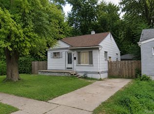 16192 Fenton St, Detroit, MI 48219