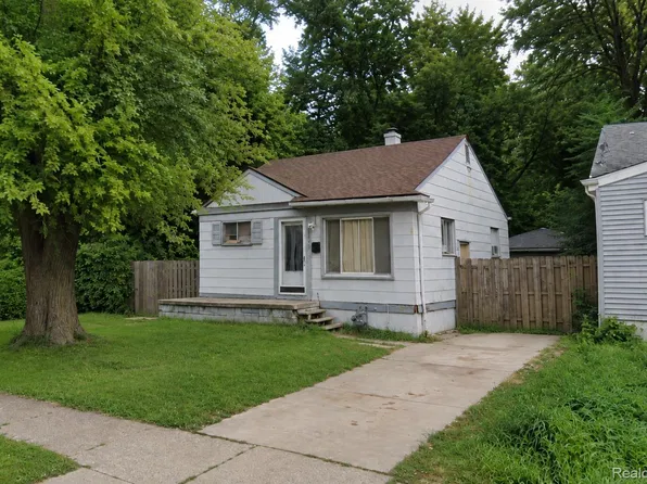 16192 Fenton St, Detroit, MI 48219