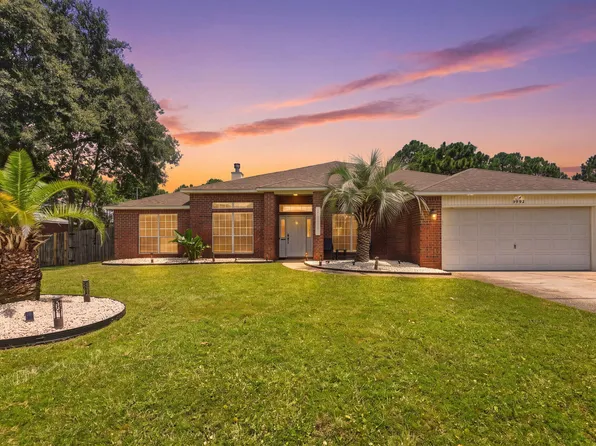 1992 Anchor Dr, Navarre, FL 32566