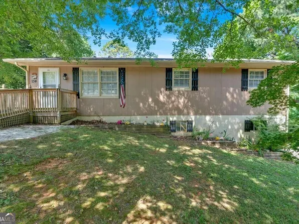 134 Pine Ridge Dr, Cartersville, GA 30120