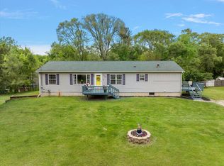 470 Orlando Dr, Gregory, MI 48137