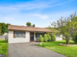 5 Westwind Ct, Newark, DE 19713